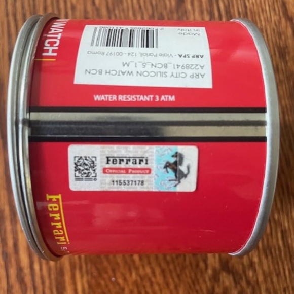 O’Clock Ferrari Store Barcelona Silicone Watch Made in Italy Very Hard to Find - Picture 9 of 11